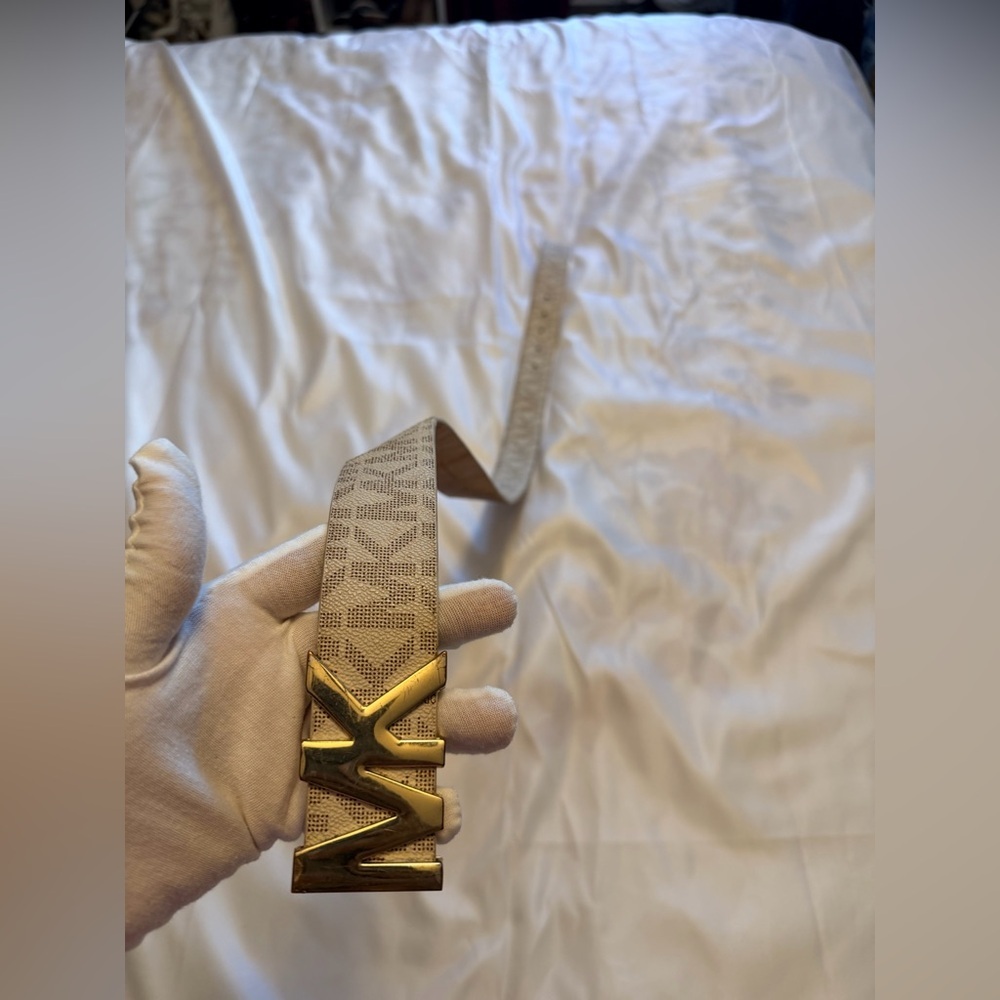 Michael Kors Beige Belt with Gold MK Buckle - Picture 3 of 8